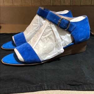 New Lucky Brand Blue Suede Women's Sandals Sz. 11